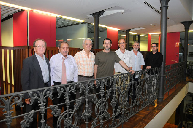 D'esquerra a dreta: Joan Francesc Mira, Eliseu Climent, Vicent Martínez Sancho, Toni Gisbert, Ferran Suay, Tomàs Llopis i Pau Caparrós