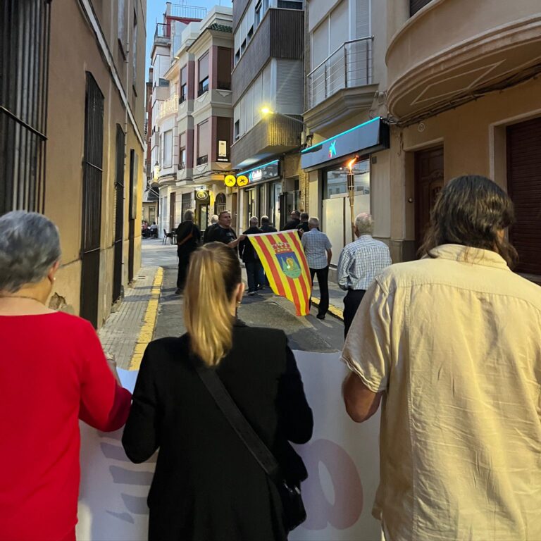 Betxí encén la flama del Correllengua amb música, reconeixements i orgull col·lectiu